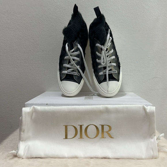 Dior women’s sneaker -“ walk’n’dior” - size 36.5- NWT color gray - Picture 2 of 7